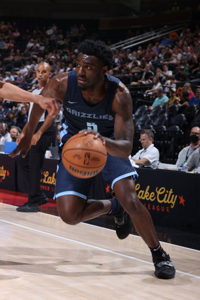 季初期的稳 季初期的稳