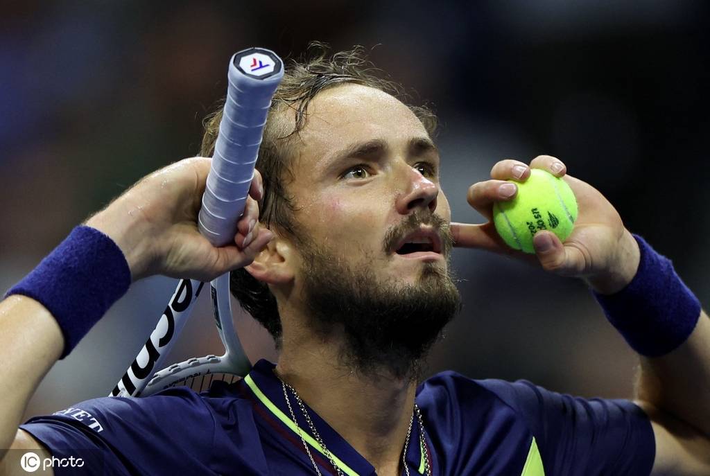 他们击败了 他们击败了